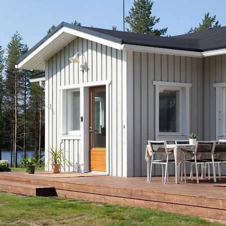Lakeside Holiday Home ロヴァニエミ エクステリア 写真