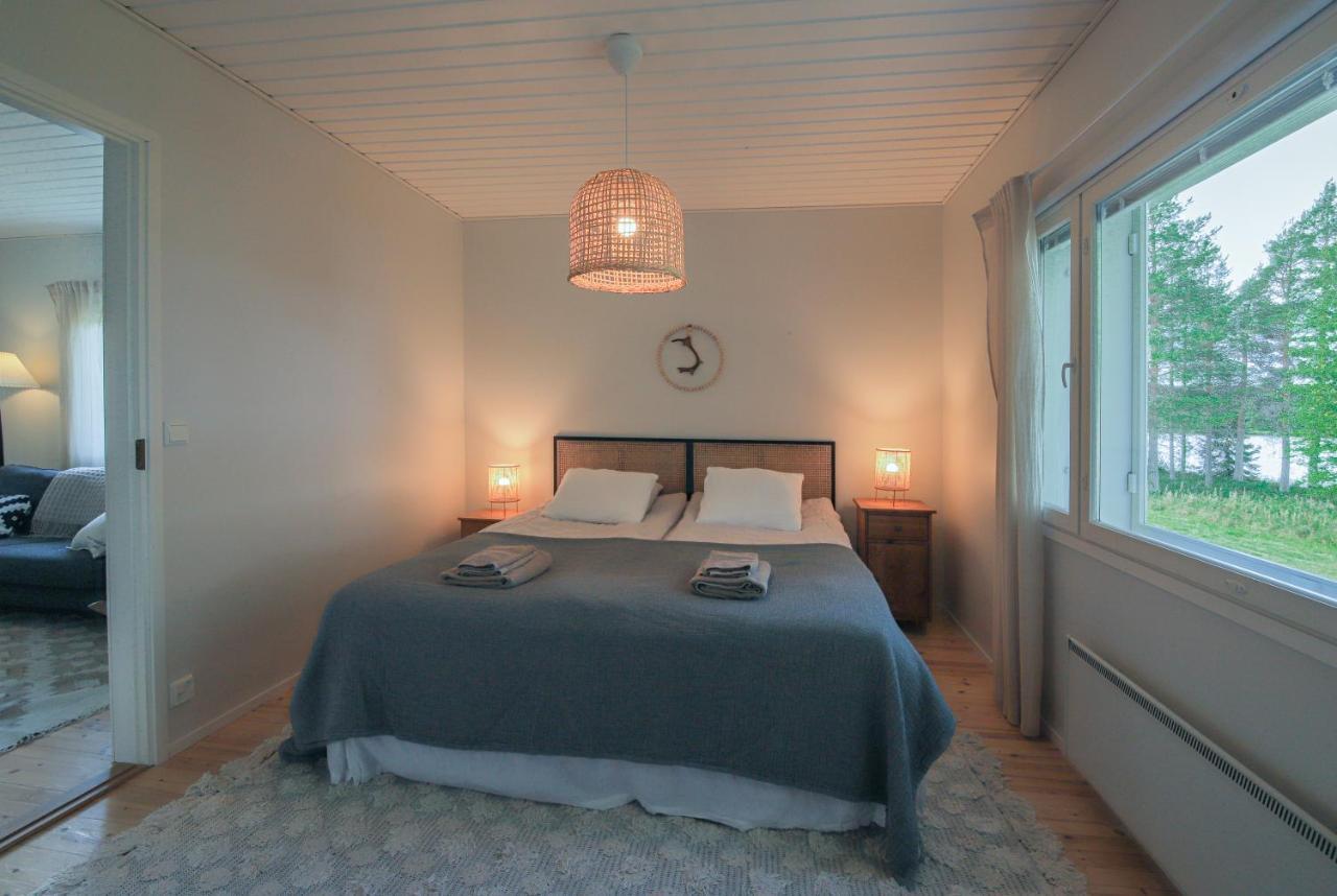 Lakeside Holiday Home ロヴァニエミ エクステリア 写真