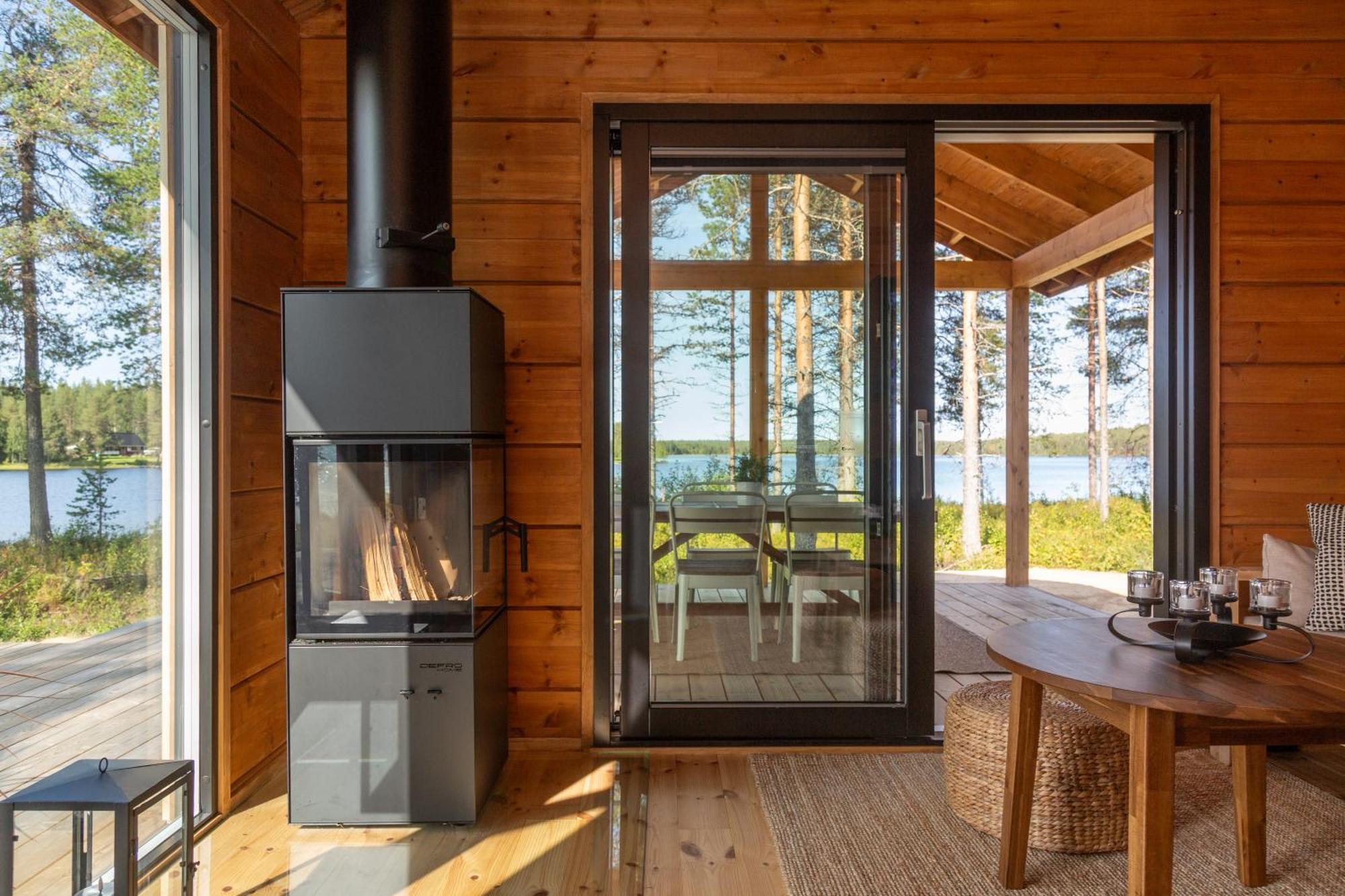 Lakeside Holiday Home ロヴァニエミ エクステリア 写真