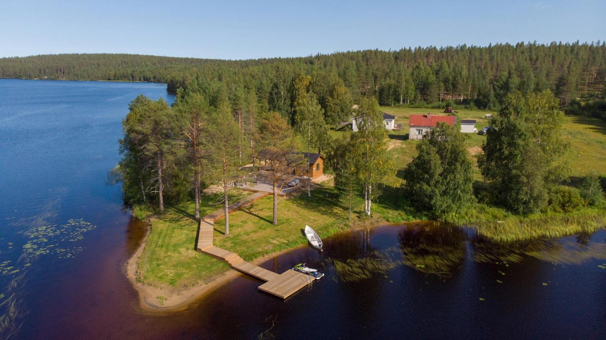 Lakeside Holiday Home ロヴァニエミ エクステリア 写真